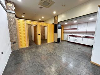Local comercial en venta en Úbeda