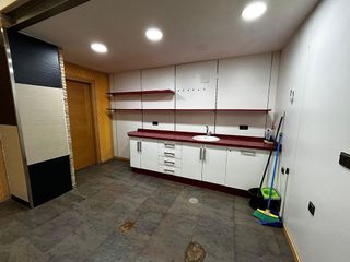 Local comercial en venta en Úbeda