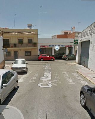 Casa adosada en venta en La Paz en Alcalá de Guadaira