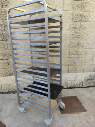 Carro Bandejero Metálico con Ruedas + 10 bandejas