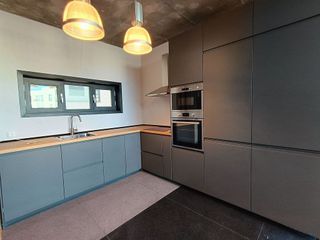 Dúplex en alquiler en Zona Industrial en Alcobendas