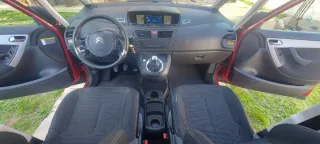 Citroen Grand C4 Picasso 2012