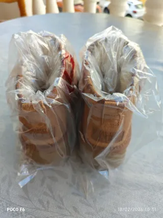 Zapatillas UGG Marrones Nuevas