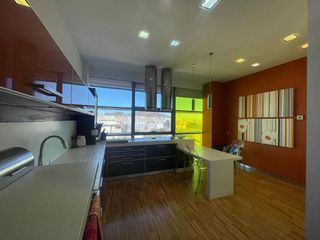 Piso en alquiler en Santa Catalina - Canteras en Palmas de Gran Canaria(Las)