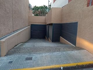 Garaje en venta en Cervelló