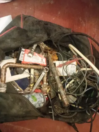 Herramientas albañil: taladro, demoledor