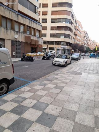 Local comercial en venta en Hospital - Parque sur en Albacete