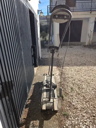 Máquina de esquí antigua