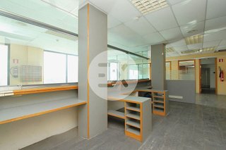 Local comercial en alquiler en El Castell-Poble Vell en Castelldefels