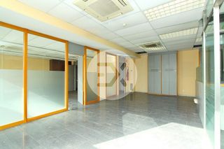 Local comercial en alquiler en El Castell-Poble Vell en Castelldefels