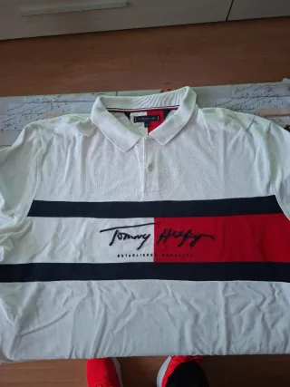 Polo Tommy Hilfiger Blanco y Rojo