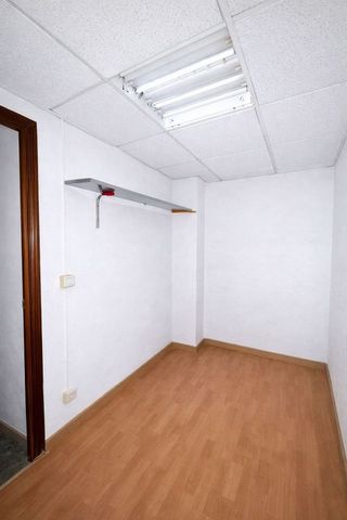 Nave industrial en venta en Parque de la Bombilla-Pla de Rascanya en Llíria