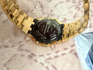 Reloj Casio G-Shock B5000 Dorado