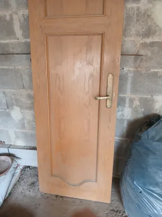 4 Puertas Madera Maciza