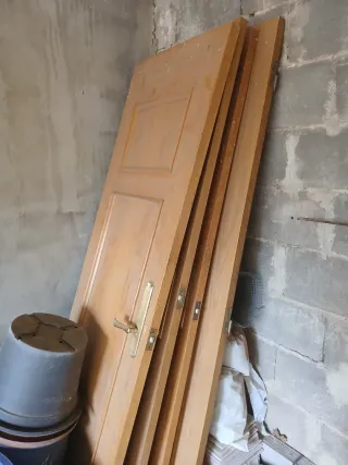 4 Puertas Madera Maciza