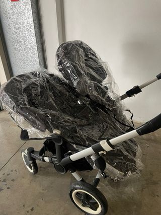 Bugaboo Donkey Duo con accesorios