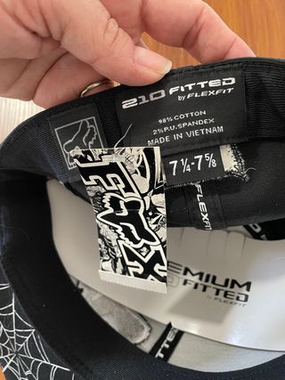 Gorra Fox Steel Faith 210 flexfit