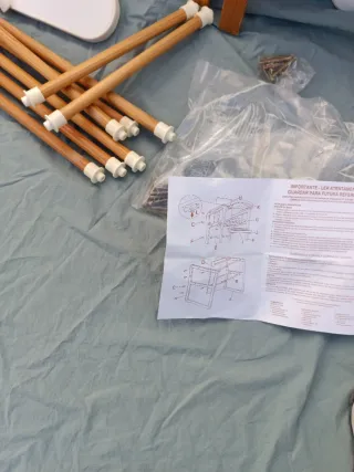 Trona de madera para bebé se convierte en mesa y s