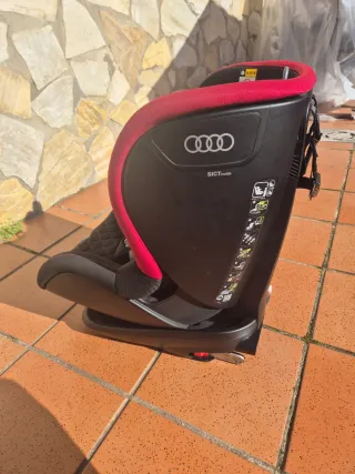 Silla de coche Audi para bebé