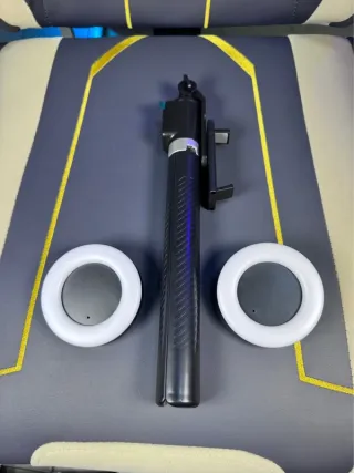 Treppiede per selfie con luci LED