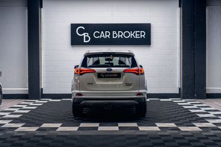 TOYOTA RAV 4 *EXECUTIVE*