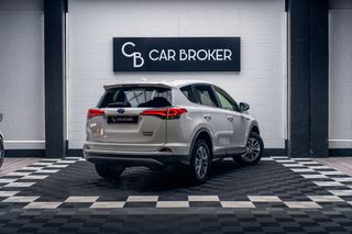 TOYOTA RAV 4 *EXECUTIVE*