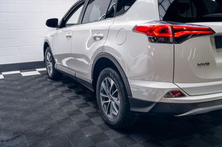 TOYOTA RAV 4 *EXECUTIVE*