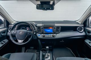 TOYOTA RAV 4 *EXECUTIVE*