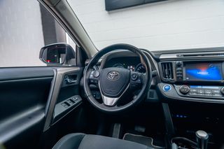 TOYOTA RAV 4 *EXECUTIVE*