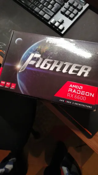 Tarjeta Gráfica AMD Radeon RX 6600