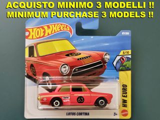 Hot Wheels Lotus Cortina rossa