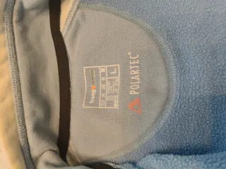 Jersey térmico beige y azul para esquiar