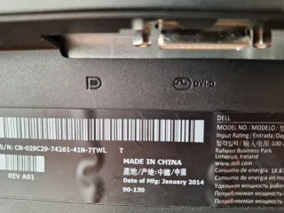 Pantalla Dell Negra y Plateada