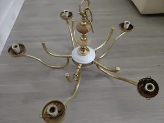 Lámpara de techo vintage dorada y blanca