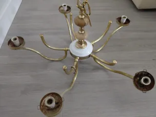 Lámpara de techo vintage dorada y blanca