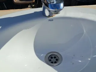 Mueble de baño con lavabo completo