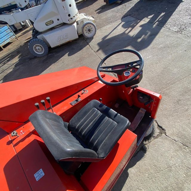 Barredora Industrial RCM R900S/SA