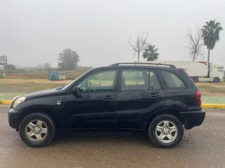 Toyota RAV4 2004