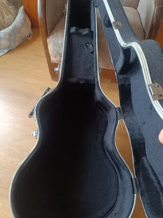 Estuche Rígido para Guitarra Acústica o clásica