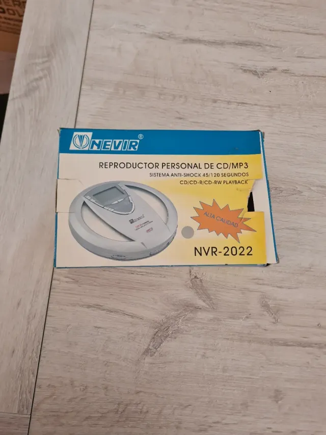 Reproductor CD/MP3 NEVIR Plata