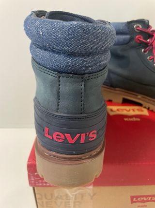 Botas