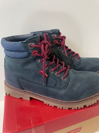 Botas