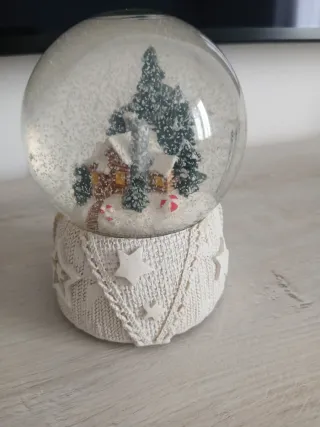 Palla di neve con carillon