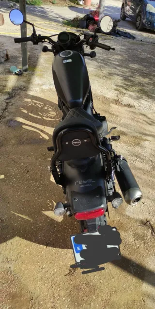 Honda Rebel 500 Negra