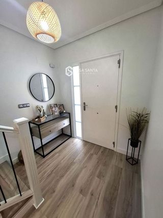 Casa adosada en venta en Yecla