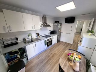 Casa adosada en venta en Yecla