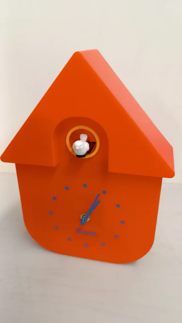 Reloj de cuco naranja B4Y7918