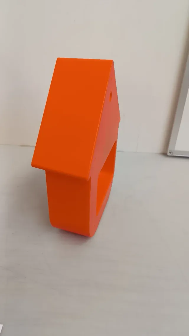 Reloj de cuco naranja B4Y7918