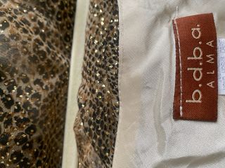 Vestido leopardo con fular