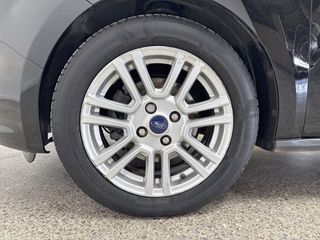 FORD Tourneo Courier 1.0 Ecoboost Titanium